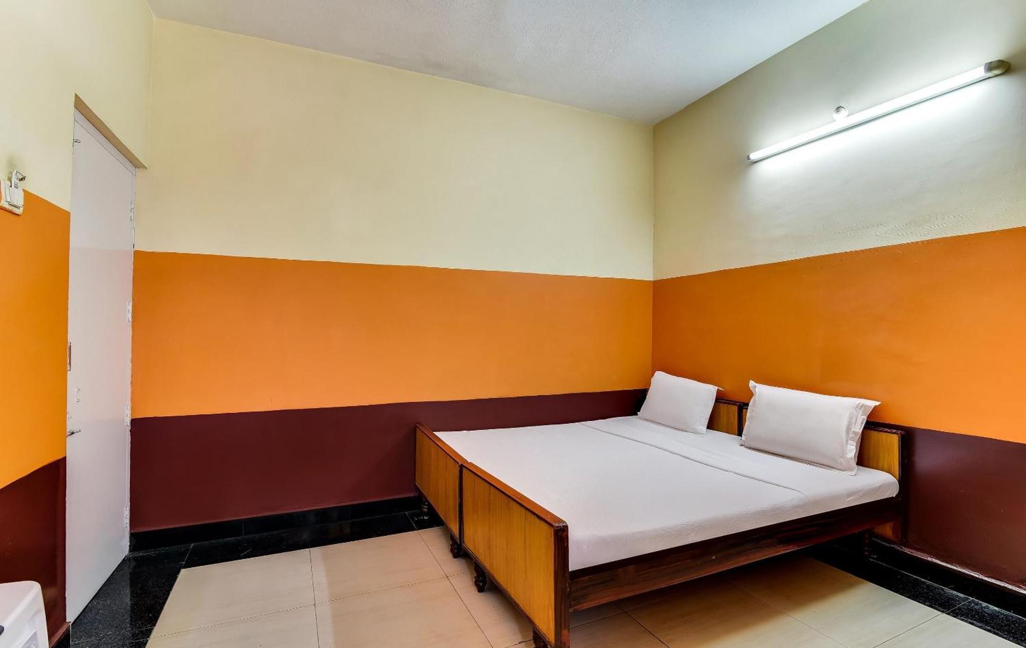 Hotel O Srinivasa Residency Lodge Tirupati Eksteriør bilde
